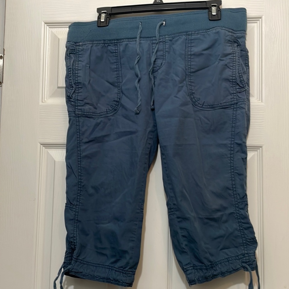 Blue Capri, Large